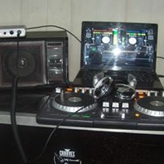 REGGETON MIX 2013 (BESO, MORE, ZAPATITO ROTO) FT CAMILO PACHON