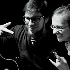 Renata Novo – Not My Life Again (VDU Radio Studio)