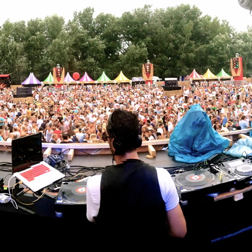 Julien Chaptal - DJ set @ WTTF Festival, 07-2013