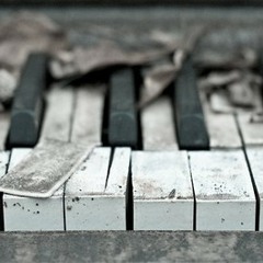 Il'ya Beshevli - Night Forest (Live old Piano)