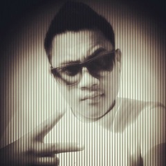 She Dont Want Me Love