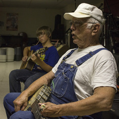 Jerry Spahn Teaches the Clawhammer Banjo