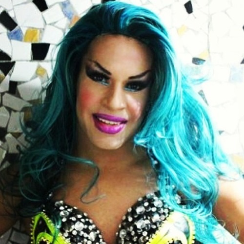 robytt moon rainha do maior bate cabelo do brasil  alive