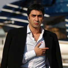 وادي الذئاب  مراد علمدار في المشفى موسيقى