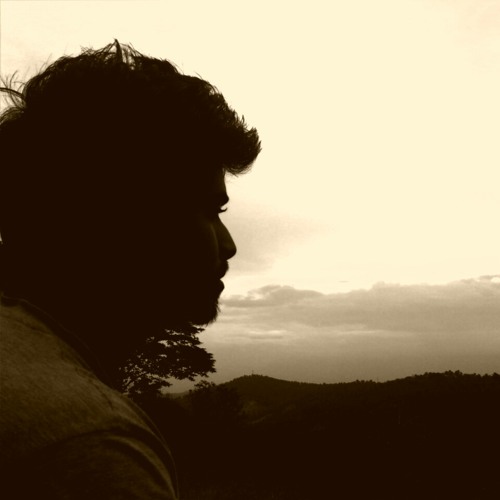 Thamburu Kulir Choodiyo at Home sweet home.. :)