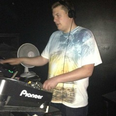 FREE HOUSE/BASS MUSIC DOWNLOAD - @ANDYMARTIN12345