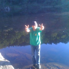 Petter spiller Skigardsvise av Stanley Jackobsen