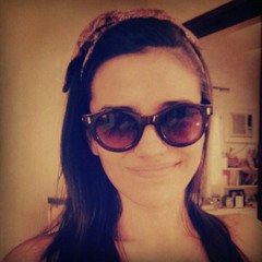 De todos os loucos do mundo - Clarice Falcão (cover) at Parnaiba-pi