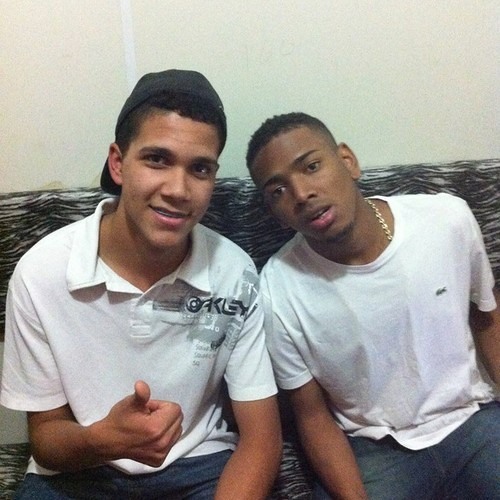 MC NEGO DO BOREL - EU DUVIDO TU AGUENTAR UMA DESSA [DJ JUNINHO O MLK PIKA] LINK 3