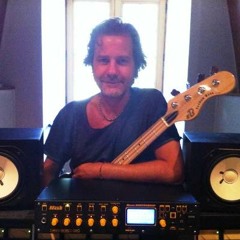 C_CRUNCH preset for Bass Multiamp by Cesare Chiodo