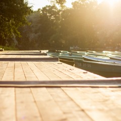 Фокус на утренний причал / Focus on the morning berth