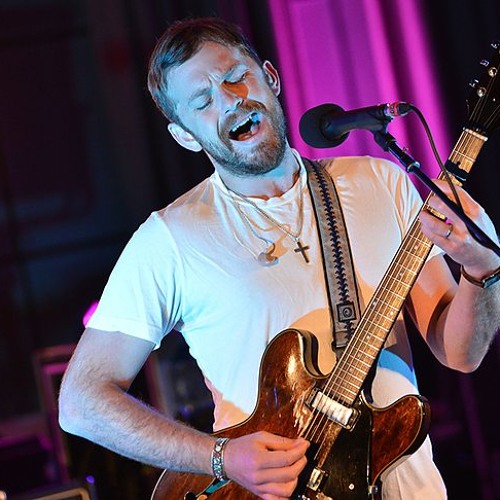 Stream Beautiful War Kings Of Leon Live For Bbc Radio By Makemyday1980 Listen Online For Free On Soundcloud