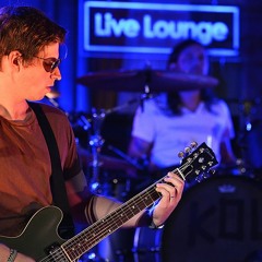 DONT MATTER - Kings Of Leon (BBC Radio 1 Live Session)
