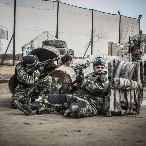 Gladiators Feat E Money, MC Amin, 4Fifth, Yasser, Deeb