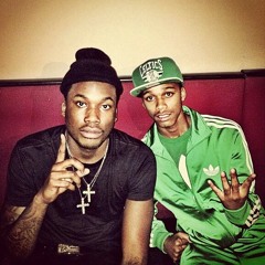 Louie V Gutta / Lil Snupe / Meek Mill Freestyle Pt2 at Cayman Islands B.W.I
