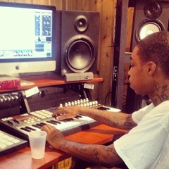 STUNNASCOOT feat.CALIBOIDAVE (Light it up)