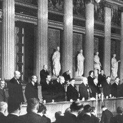 Die beste Regierung ist die, welche gar nicht regiert ...