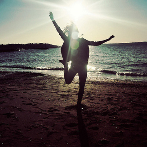 Different Pulses (Joris Delacroix Remix)