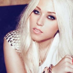 Interview With Amelia Lily