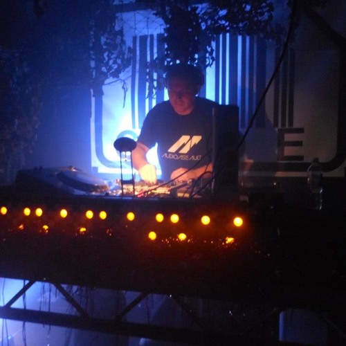Dark Frequency Podcast 059 pres. Darren Broomhead