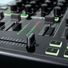 Freestyle vs Miami Bass