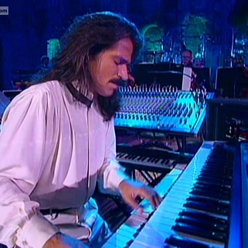 Intro "YANNI" standing in motion