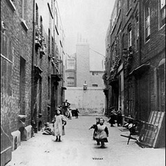 Alleyway Shuffle (Instrumental)DOWNLOAD!