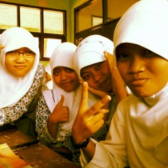 inilah kelakuan atte,zullfa,icha,lies wkwkwk gak jelas yg penting ucul