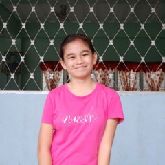 Babaan niyo lang po yung mga volume niyo. Hahaha. xD