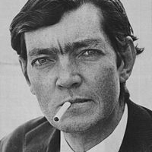 El escritor Julio Cortazar lee su cuento Casa Tomada