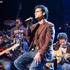 Jesus Adrian Romero, me dice que me ama