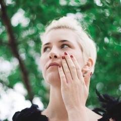 Synne Sanden - Tigers Net (Synthomania RMX)