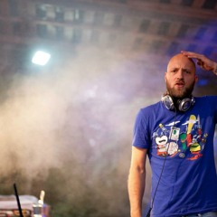My Favourite Freaks Podcast  #31 Illy Noize