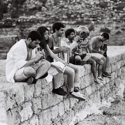 Mashrou' Leila - Obwa (Lyrics) | مشروع ليلى - عبوة - كلمات