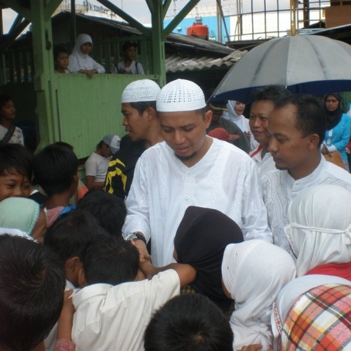 Renungan 25 Oleh Kh Muhammad Arifin Ilham By Media Majelis Az Zikra Renungan 25 Oleh Kh Muhammad Arifin Ilham By Media Majelis Az Zikra