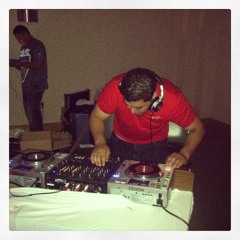 Romeo Santos Llevame Con Tigo Remix