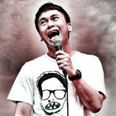 Raditya Dika (Papaya Song) covered by Lady Cania