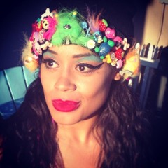 Poppin Mollys Written,Produced,Mixed,and Mastered by Miss Batman