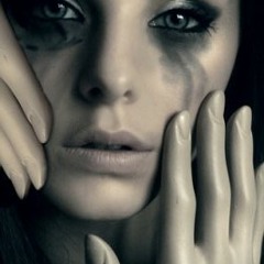 من عاشق غريب  من مسرحية دون كيشوت