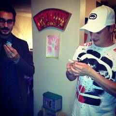 WE AINT SCARED AT NIGHTS (FEATURING PARADISE)