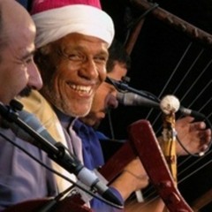 طنبورة مع الكمبورة