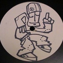 Bassbin Twins - Music Makes You