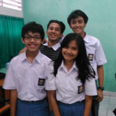 Sydney 090102 - Jamrud (Cover) By: @mhdhilman @dhar_suputra @MRafliP29 ft. @rizzazaar at SMA NEGERI 3 BOGOR