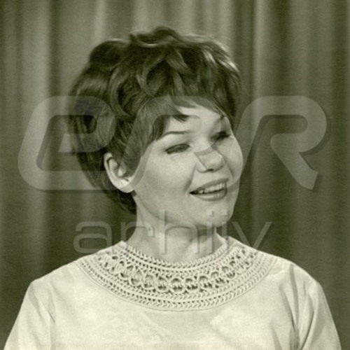 Вертолет с лыжами. Хели девиз актриса. Фото артисты хельги салло. Хели видео. Вертолет для хели ски.