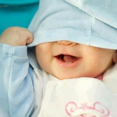 ولَا حآجة بتمنَع تِبتسم , ولآ حآجة لآزم ترتِسم إلّآ الفَرحة بِعينيك .. ♥