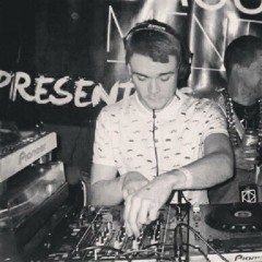 BOUNCY (MIX CUT)