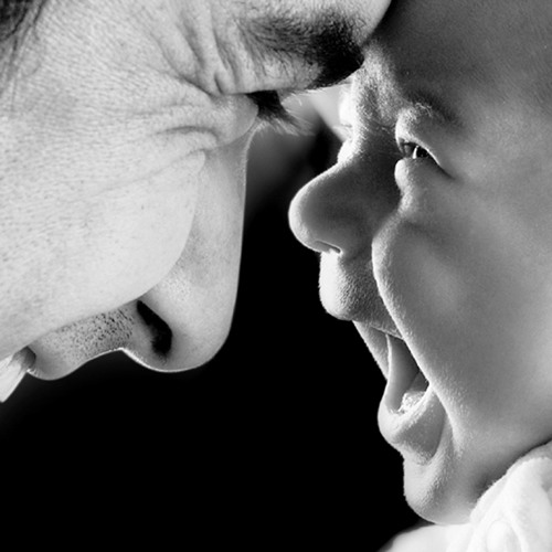 ضحكة طفل بس عسل أوي