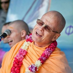 2013-09-27 BB Govinda Swami - Kirtan - Sadhu Sanga Festival, Russia
