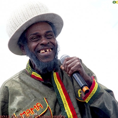 Listen to Prince Alla - Bucket Bottom Dubplate for Champion