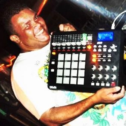 Mc Godo = Cheguei Em Macae (Tabajara Dj Studio Neurotico Producoes®)